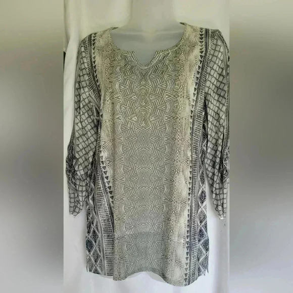 Chico's Tops - Chicos Crystal Green Gray Chiffon Embellished 3/4 Sleeve Top Size 0 (Small)